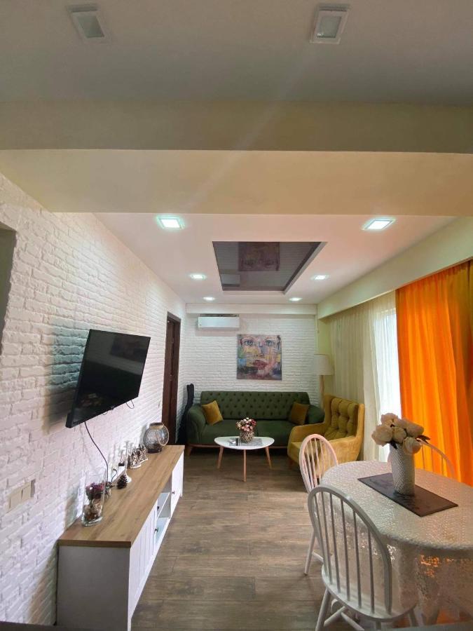 Apartament Victoria Apartment Tbilisi Exterior photo